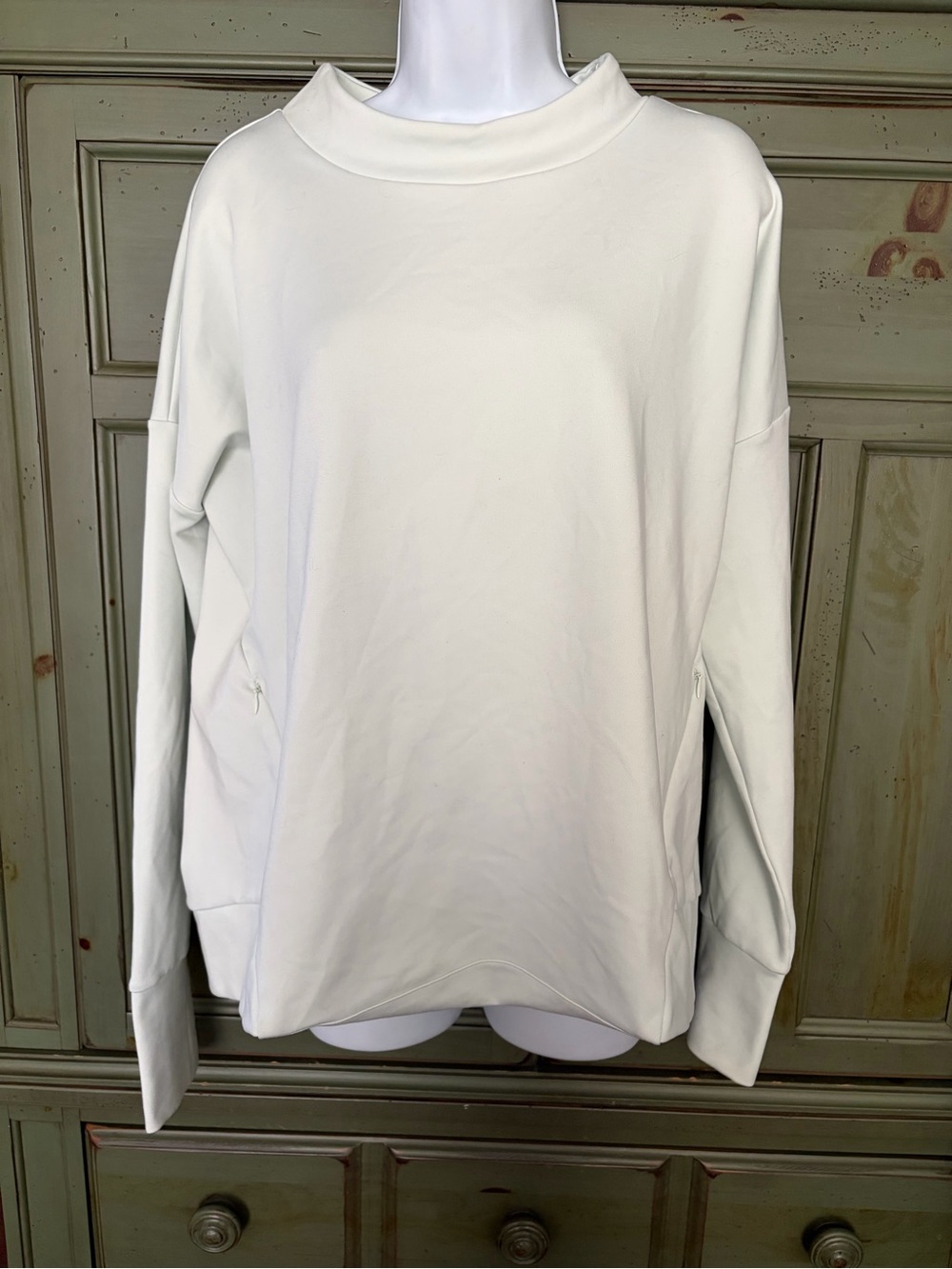 Athleta Crewneck Pullover/Sweatshirt